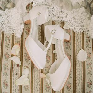 Menyasszonyi cipő - Menyasszonyi tornacipő - My Dream Esküvői Szalon - Menyasszonyi cipő Szombathely - Szombathely menyasszonyi cipő - G. Westerleigh menyasszonyi cipő